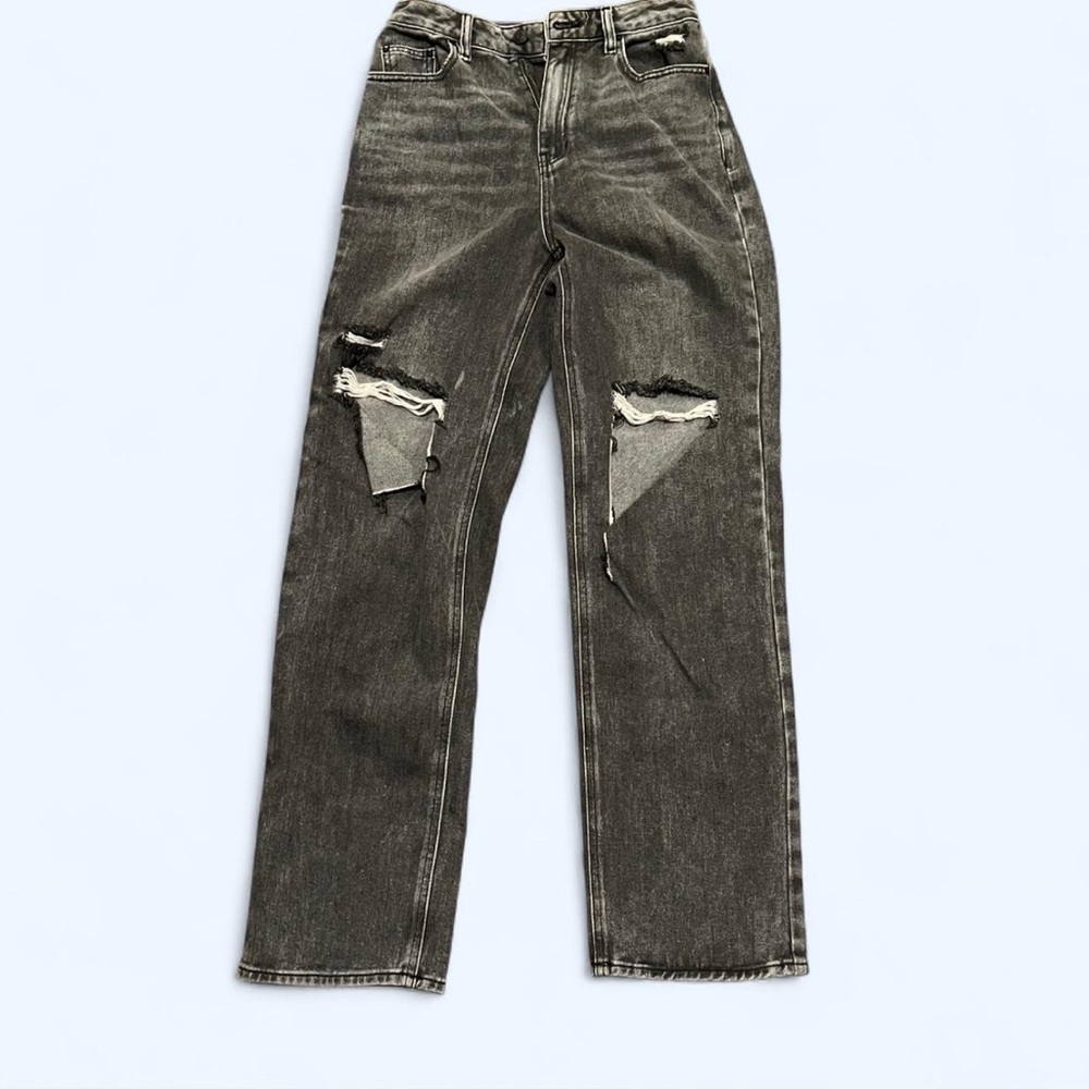 Pacsun 90s boyfriend distressed jeans
Size 24
Light Grey wash
#pacsun
